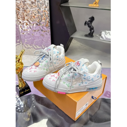 Top quality Louis Vuitton Trainer Sneakers in 204713
