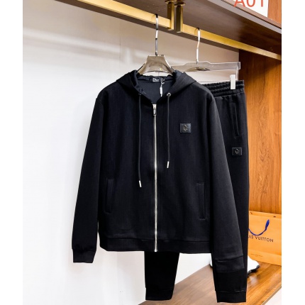 Dior Tracksuits for Men in 204807