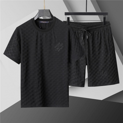 Louis Vuitton Short Tracksuits For Men in 204886
