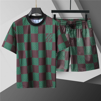 Louis Vuitton Short Tracksuits For Men in 204891