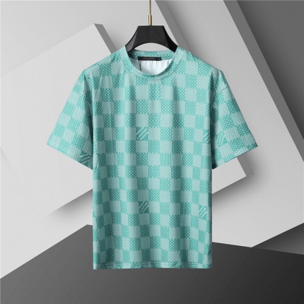 Louis Vuitton T-Shirts for Men in 204957