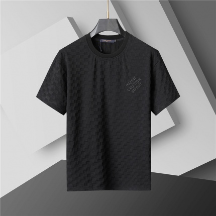 Louis Vuitton T-Shirts for Men in 204960