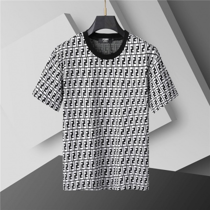 FENDI T-shirts for Men in 204973