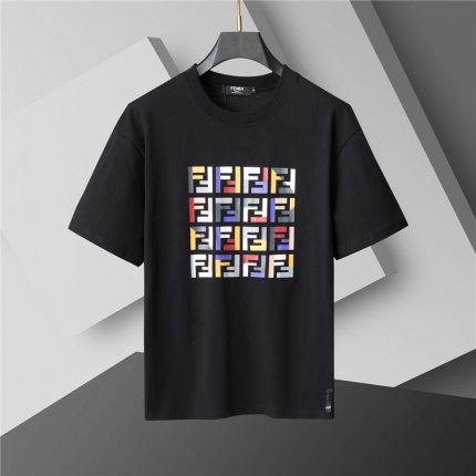 FENDI T-shirts for Men in 204977