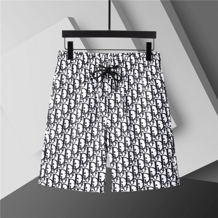 Dior Short Pants For Men in 205120