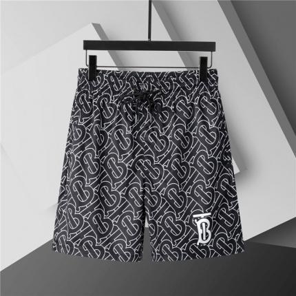 Burberry Short Pants For Men in 205125