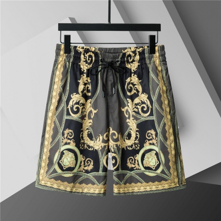 Versace Short Pants For Men in 205127