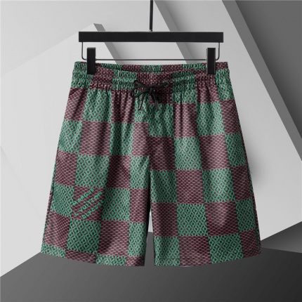 Louis Vuitton Short Pants For Men in 205139