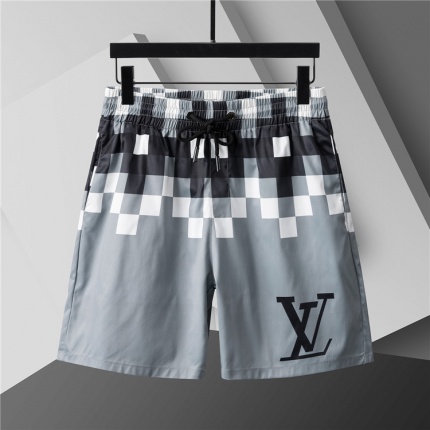 Louis Vuitton Short Pants For Men in 205146