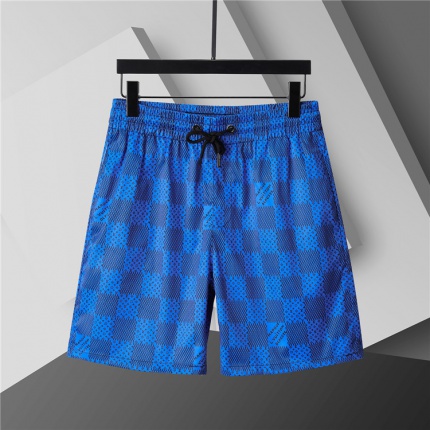 Louis Vuitton Short Pants For Men in 205150