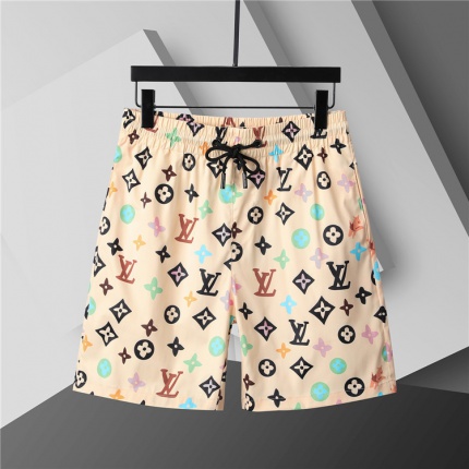 Louis Vuitton Short Pants For Men in 205151