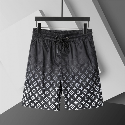 Louis Vuitton Short Pants For Men in 205161