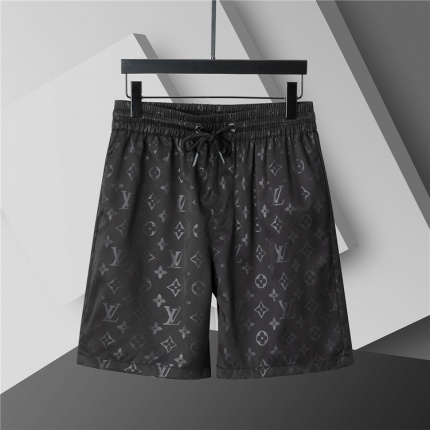 Louis Vuitton Short Pants For Men in 205175