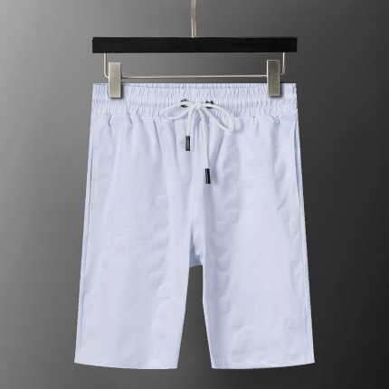 Gucci Short Pants For Men in 205190
