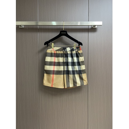 Burberry Short Pants For Men in 205204