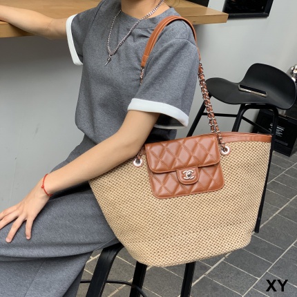 Cheap Chanel Handbags in 205278