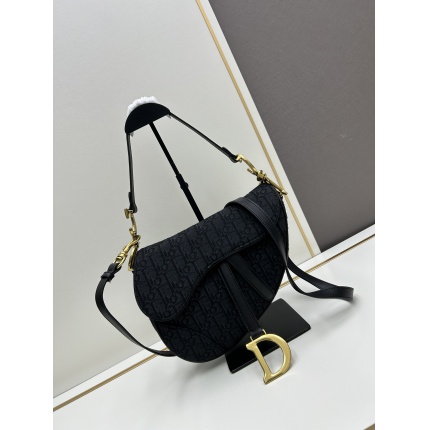 Dior AAA Quality Handbags in 205297