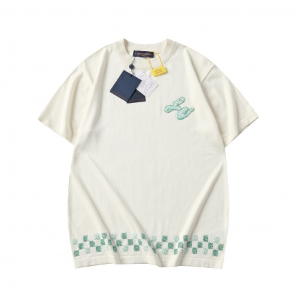 Louis Vuitton T-Shirts for Men in 205303
