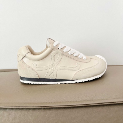 New Arrivals Loewe Sneakers Size 35-45 in 205331