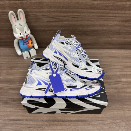 New Arrivals Off White Sneakers Be Right Back Sneakers in 205343