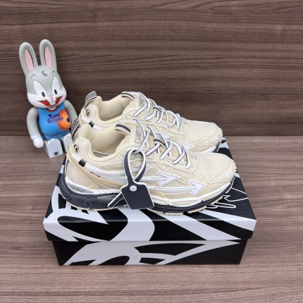 New Arrivals Off White Sneakers Be Right Back Sneakers in 205347