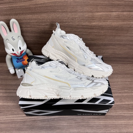 New Arrivals Off White Sneakers Be Right Back Sneakers in 205364