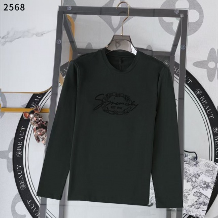 Givenchy Long-Sleeved T-Shirts for Men in 205453