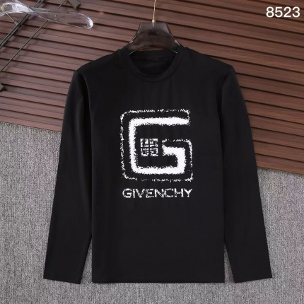 Givenchy Long-Sleeved T-Shirts for Men in 205456