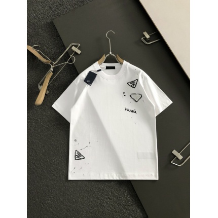 New Arrivals Prada High quality T-shirts For Men in 205504