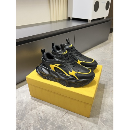 Fendi Sneakers For Men in 205547