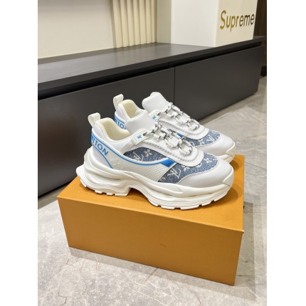Louis Vuitton Sneakers For Men in 205548