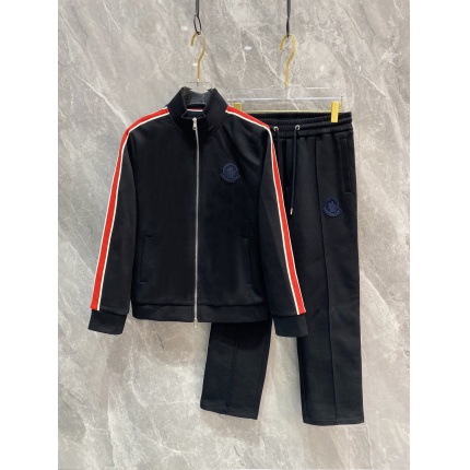 New Arrivals Moncler Tracksuits For Men in 205616