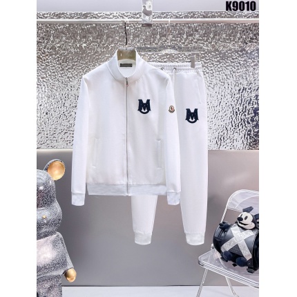 New Arrivals Moncler Tracksuits For Men in 205621