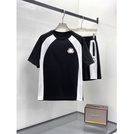 New Arrivals Moncler Short Tracksuits For Men in 205626