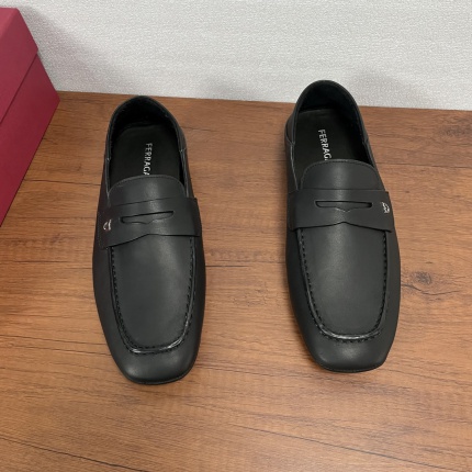 New Arrivals Ferragamo Leather Shoes For Men in 205643