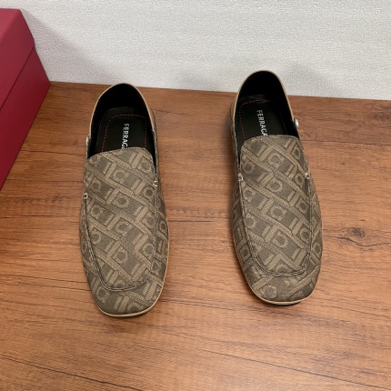 New Arrivals Ferragamo Loafers For Men in 205650