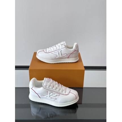 Louis Vuitton Sneakers For Men in 205695