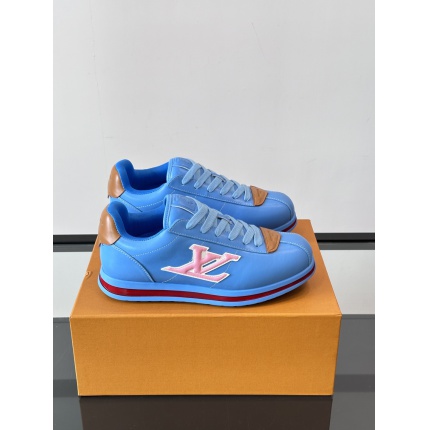 Louis Vuitton Sneakers For Men in 205705