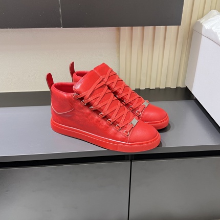 Balenciaga Sneakers For Men in 205754