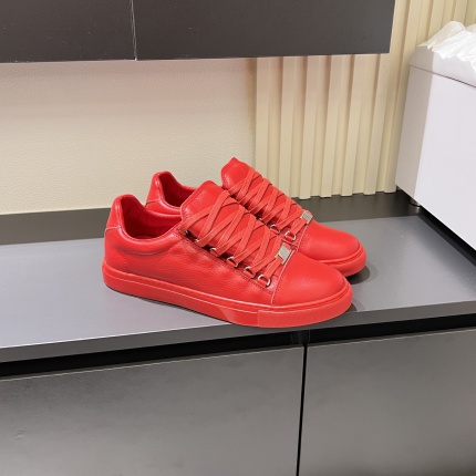 Balenciaga Sneakers For Men in 205757