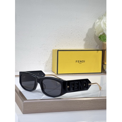 Fendi AAA quality Sunglasses in 205825