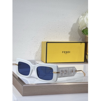 Fendi AAA quality Sunglasses in 205826