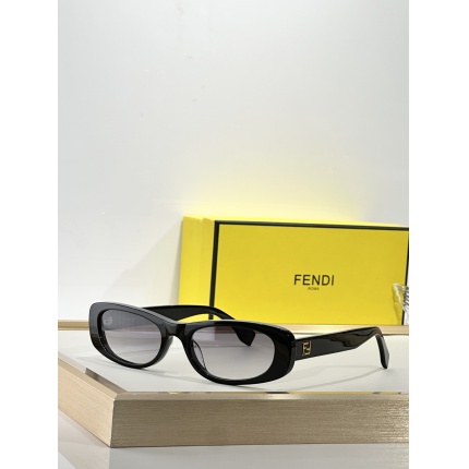 Fendi AAA quality Sunglasses in 205834