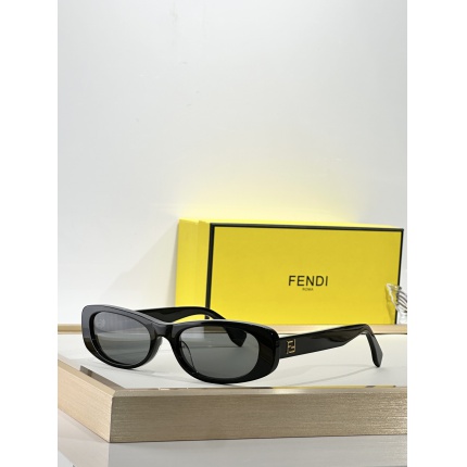 Fendi AAA quality Sunglasses in 205836