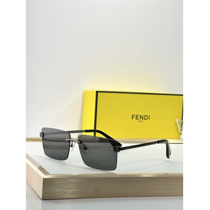 Fendi AAA quality Sunglasses in 205838