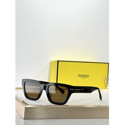 Fendi AAA quality Sunglasses in 205843