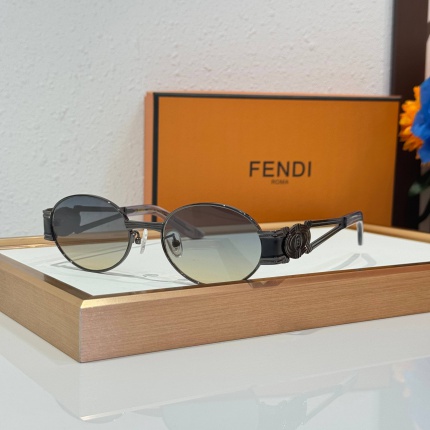Fendi AAA quality Sunglasses in 205849