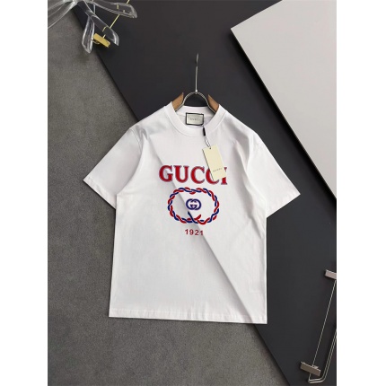 New Arrivals Gucci T-shirts in 205867