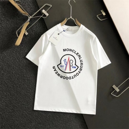 New Arrivals Moncler T-shirts in 205878