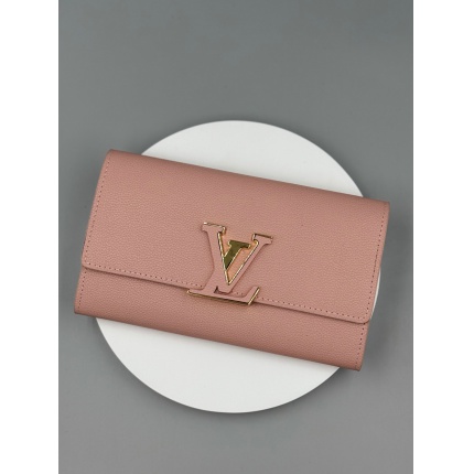 Louis Vuitton AAA Quality Wallets in 205952